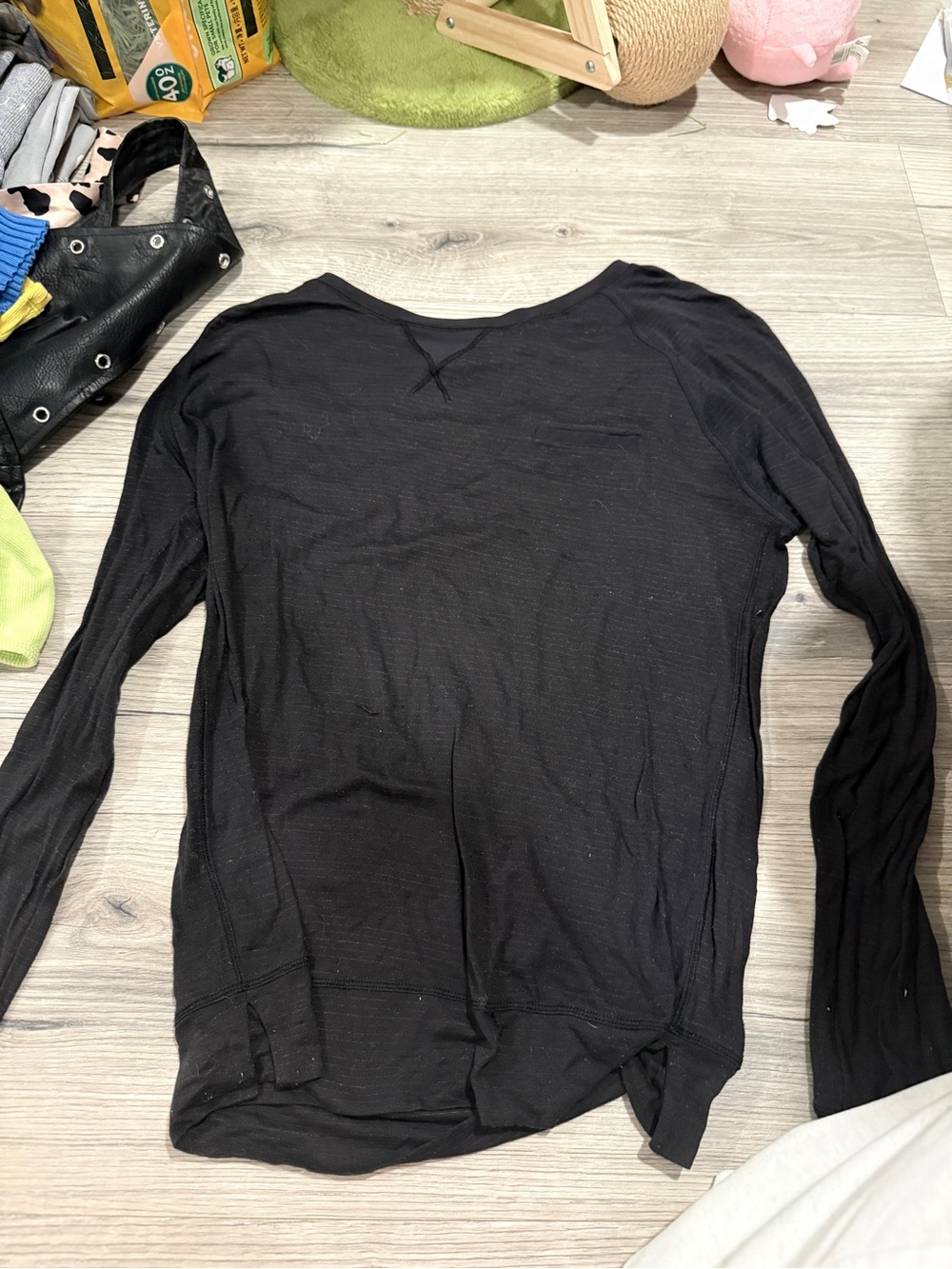 lululemon athletica Women’s Long Sleeve Top - Black